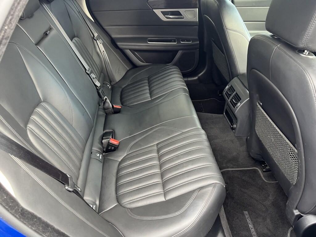 Used Jaguar XF 2019 for sale - 76058270: Photo 18