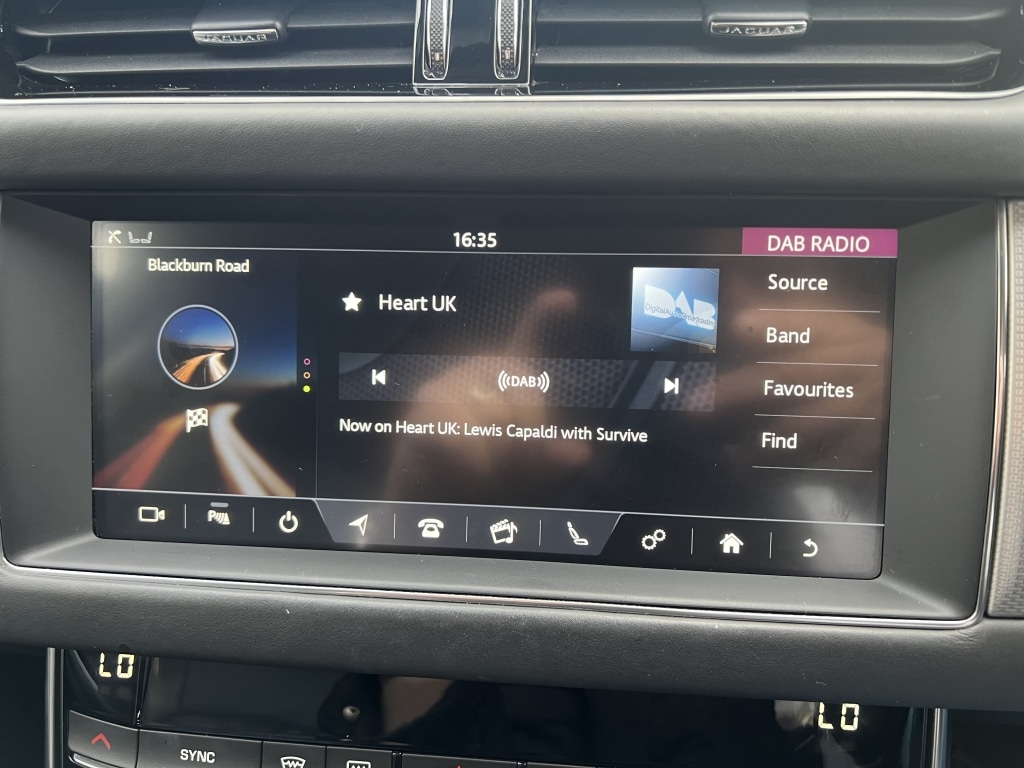 Used Jaguar XF 2019 for sale - 76058270: Photo 38