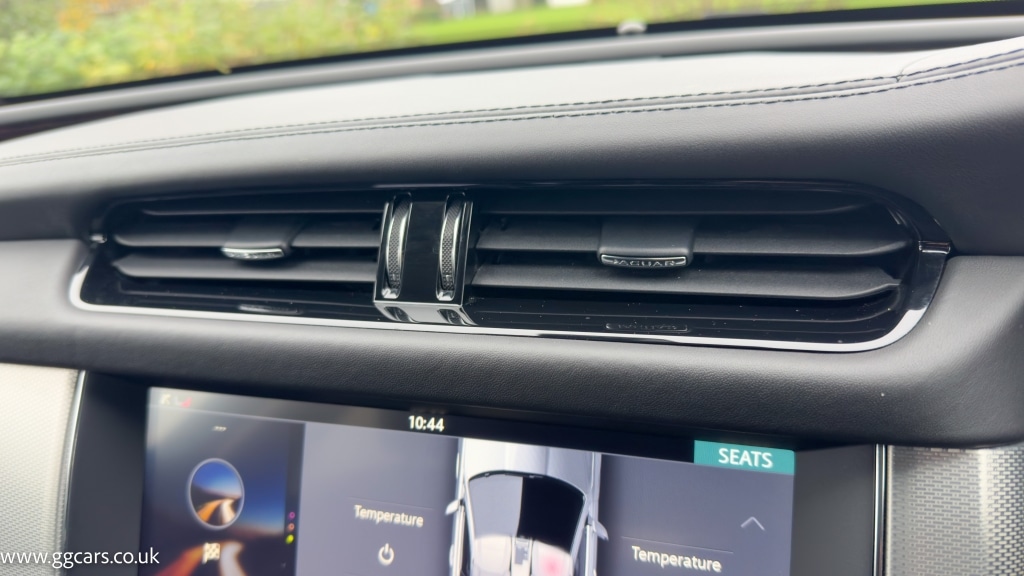 Used Jaguar XF 2019 for sale - 76058270: Photo 52