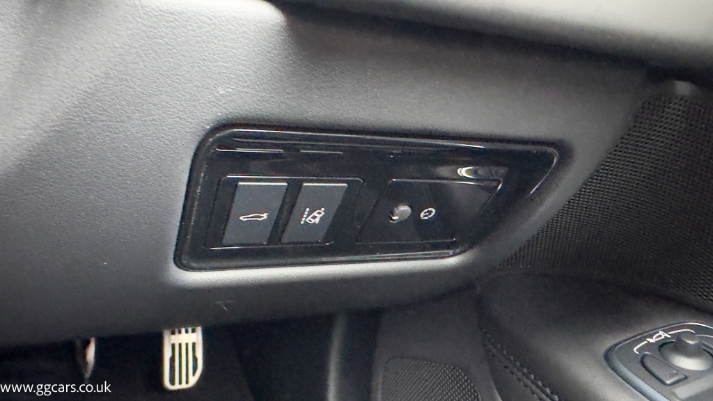 Used Jaguar XF 2019 for sale - 76058270: Photo 54