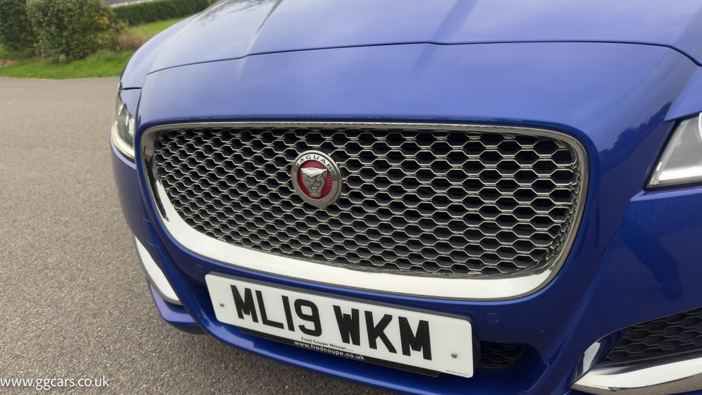 Used Jaguar XF 2019 for sale - 76058270: Photo 75