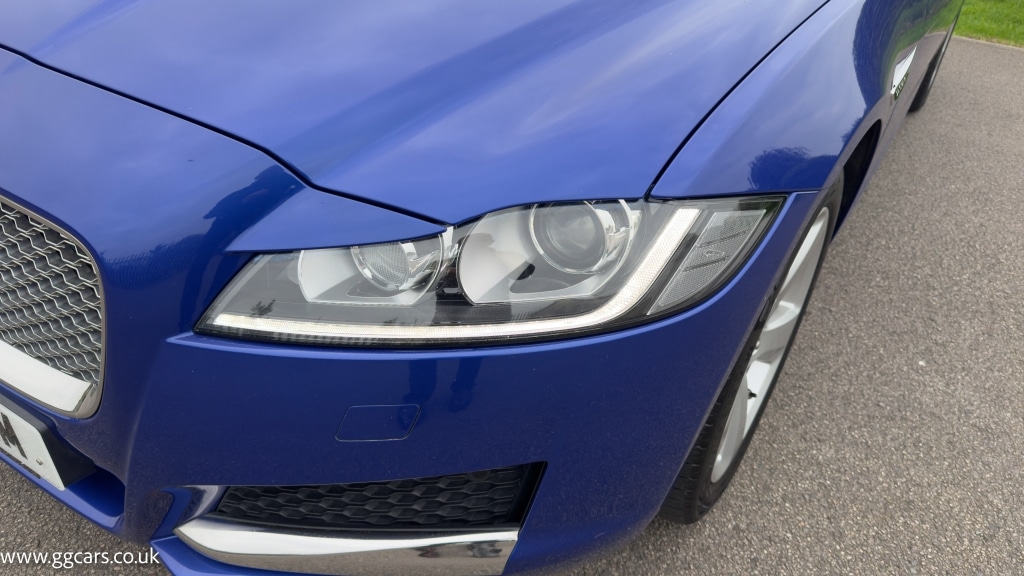 Used Jaguar XF 2019 for sale - 76058270: Photo 77