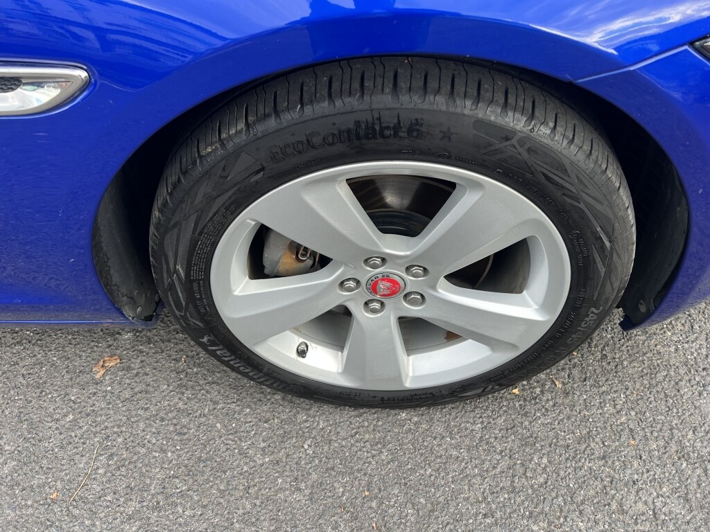 Used Jaguar XF 2019 for sale - 76058270: Photo 9