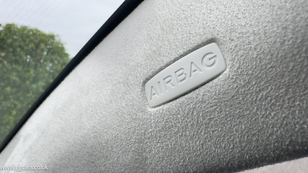 Used Jaguar XF 2019 for sale - 76058270: Photo 93