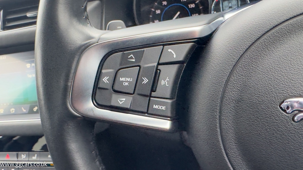 Used Jaguar XF 2019 for sale - 76058270: Photo 97