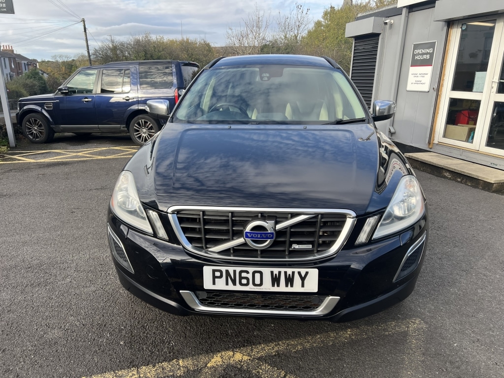 Used Volvo XC60 2010 for sale - 76383456: Photo 2