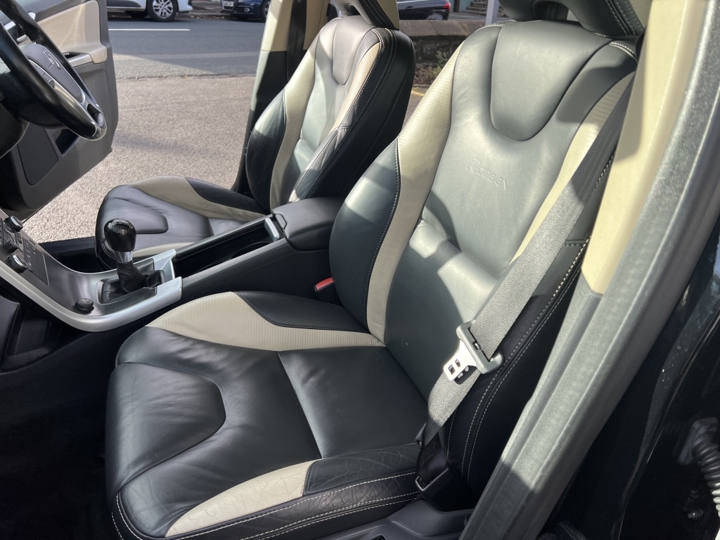 Used Volvo XC60 2010 for sale - 76383456: Photo 20