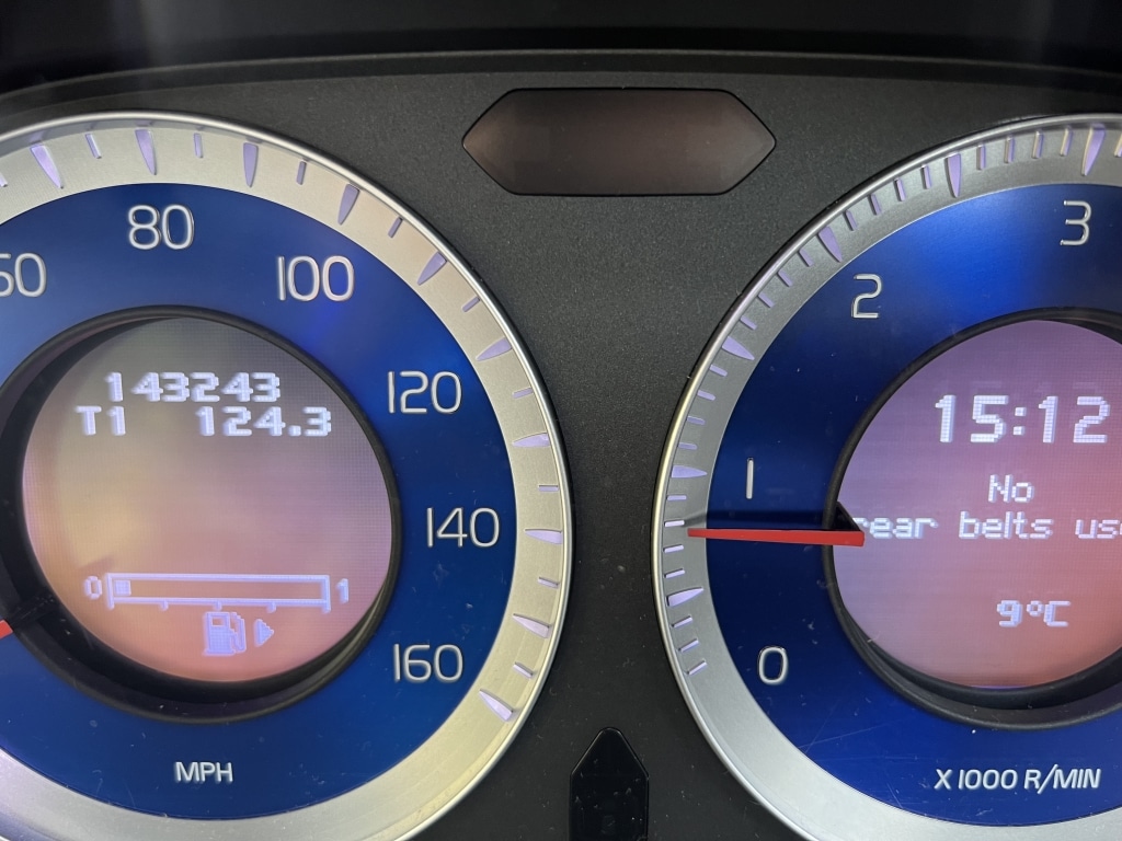 Used Volvo XC60 2010 for sale - 76383456: Photo 30