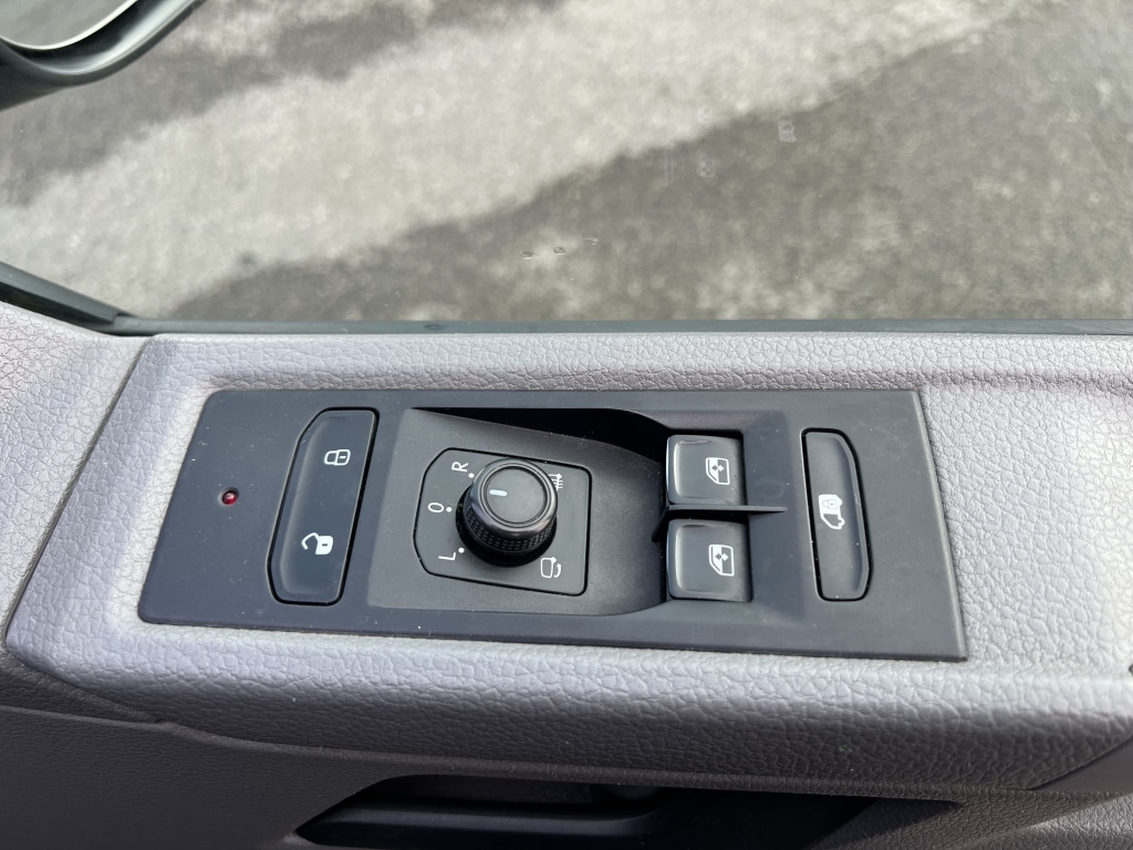 Used Volkswagen Transporter 2020 for sale - 77353006: Photo 30