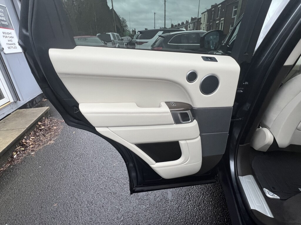 Used Land Rover Range Rover Sport 2016 for sale - 77690245: Photo 22