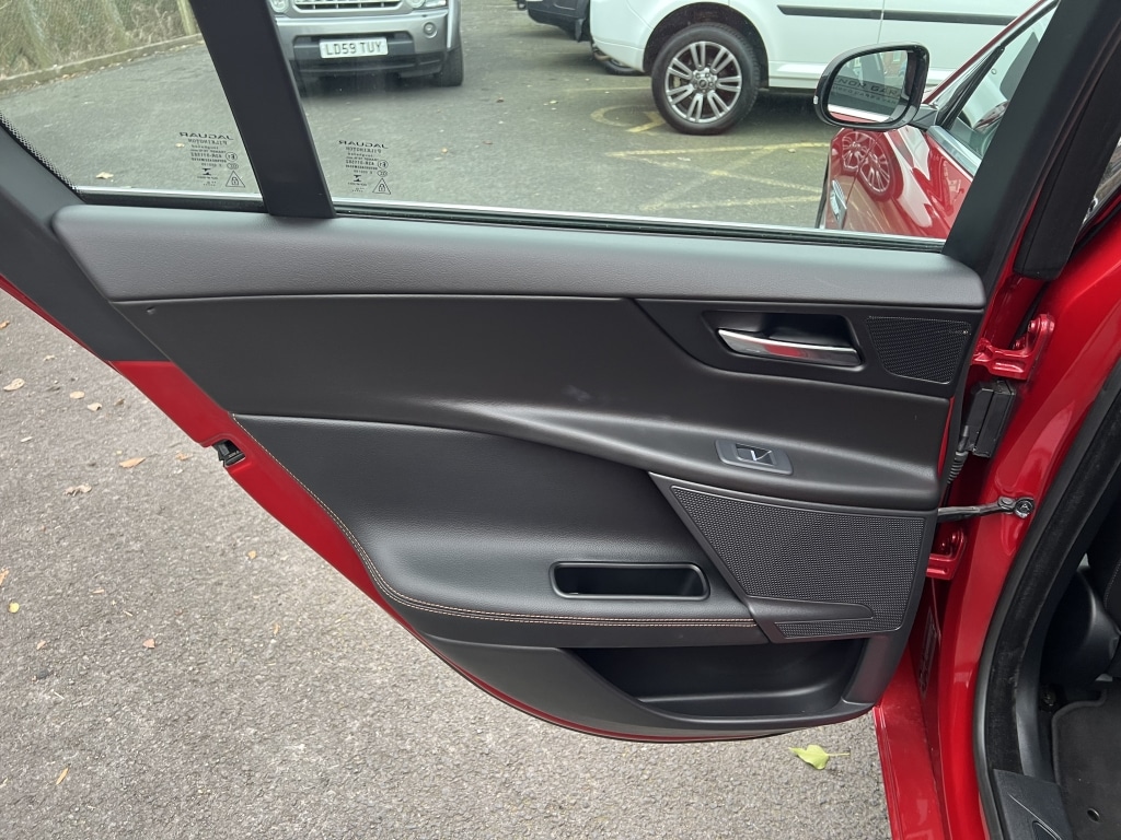 Used Jaguar XE 2015 for sale - 77423703: Photo 16