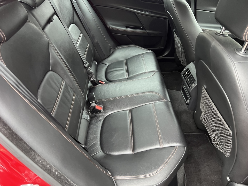 Used Jaguar XE 2015 for sale - 77423703: Photo 18