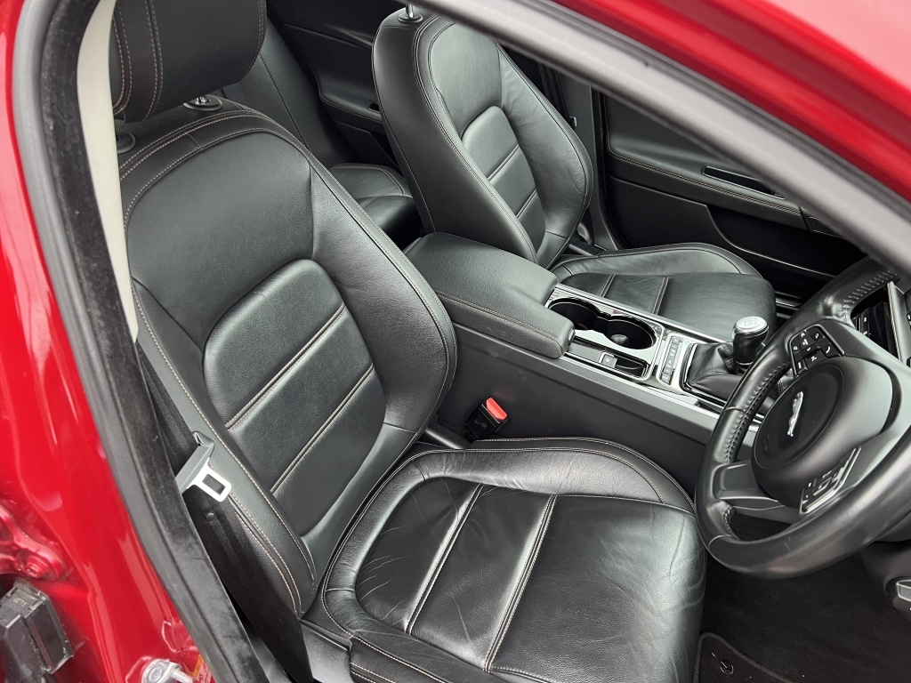 Used Jaguar XE 2015 for sale - 77423703: Photo 19