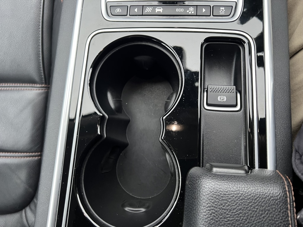 Used Jaguar XE 2015 for sale - 77423703: Photo 25