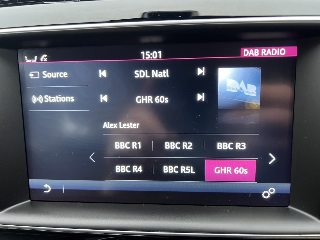 Used Jaguar XE 2015 for sale - 77423703: Photo 28