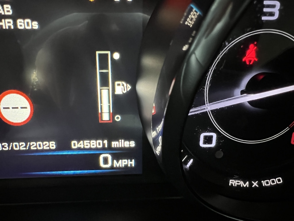 Used Jaguar XE 2015 for sale - 77423703: Photo 34