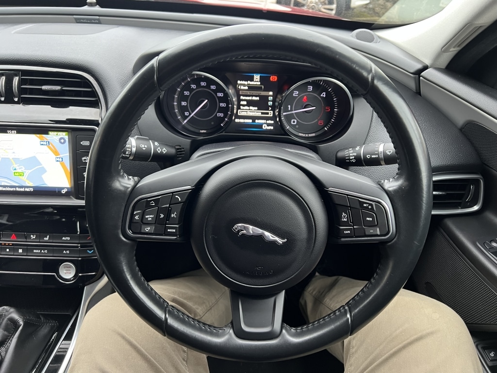 Used Jaguar XE 2015 for sale - 77423703: Photo 40