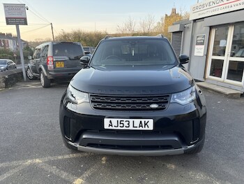 Used Land Rover Discovery 2018 for sale - 77889392: Photo