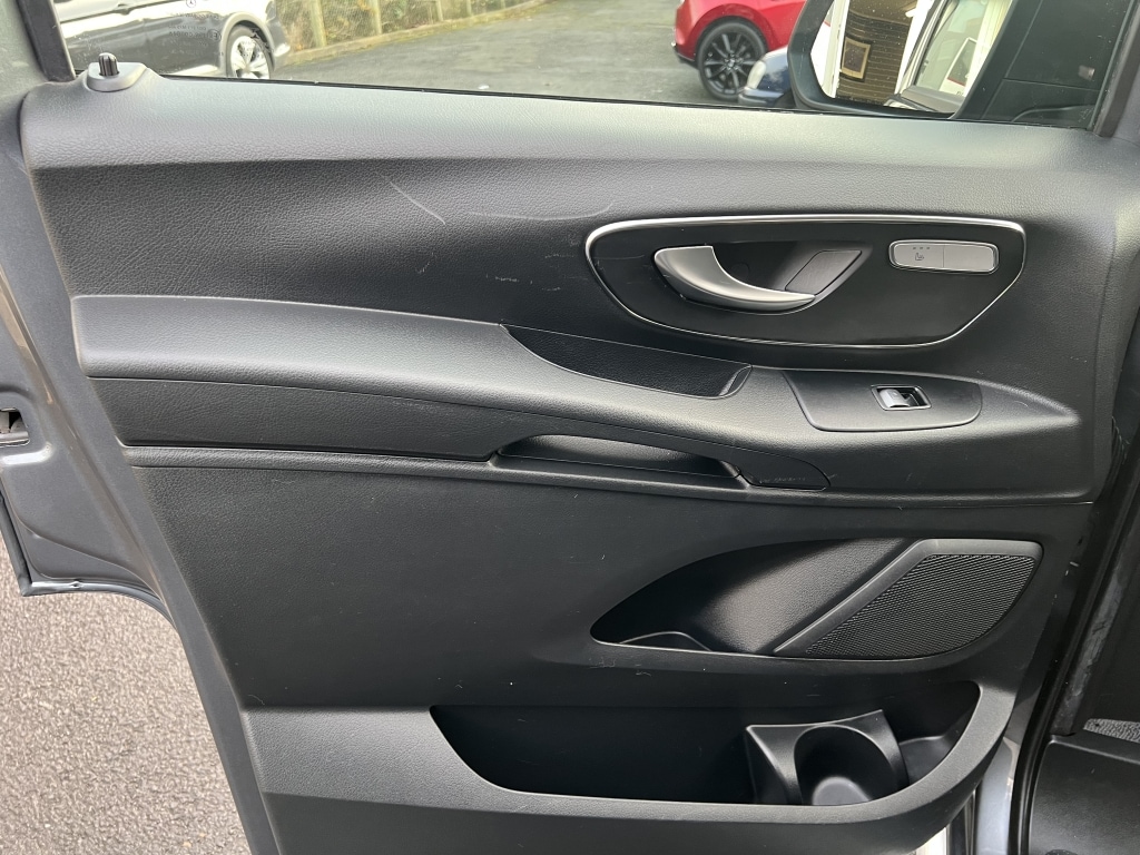 Used Mercedes-Benz Vito 2016 for sale - 77028289: Photo 19