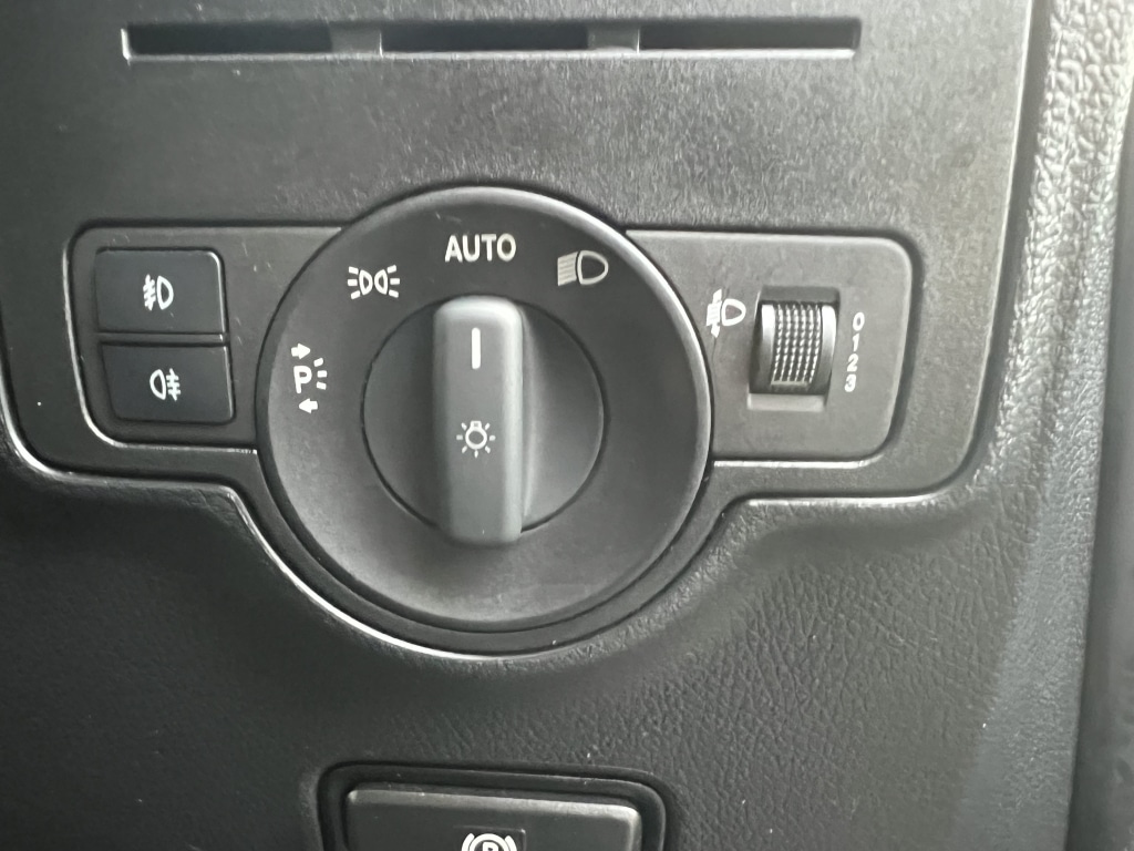 Used Mercedes-Benz Vito 2016 for sale - 77028289: Photo 23