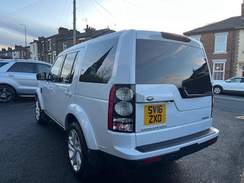 Used Land Rover Discovery 2016 for sale - 79437911: Photo