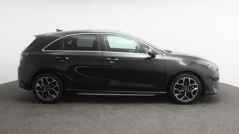 Used Kia Ceed 2025 for sale - 77620006: Photo 2