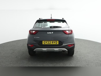 Used Kia Stonic 2022 for sale - 77117035: Photo