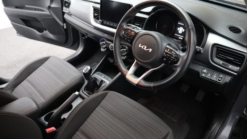 Used Kia Stonic 2022 for sale - 77117035: Photo 9