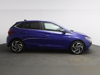 Used Hyundai i20 2023 for sale - 78942352: Photo
