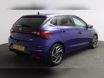 Used Hyundai i20 2023 for sale - 78942352: Photo