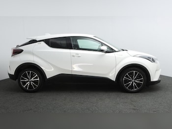 Used Toyota C-HR 2019 for sale - 77116732: Photo