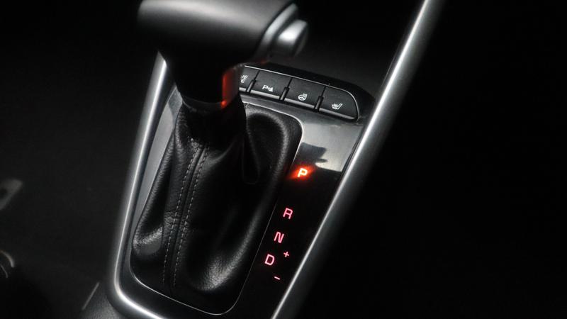 Used Kia Stonic 2023 for sale - 77662082: Photo 23