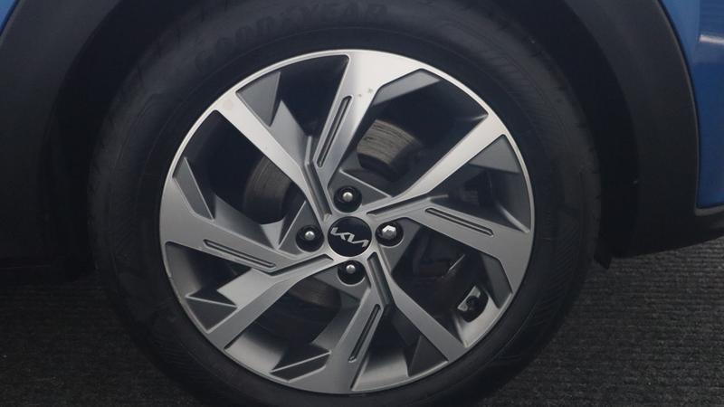 Used Kia Stonic 2023 for sale - 77662082: Photo 33