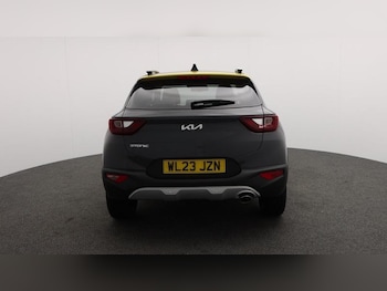 Used Kia Stonic 2023 for sale - 79128652: Photo