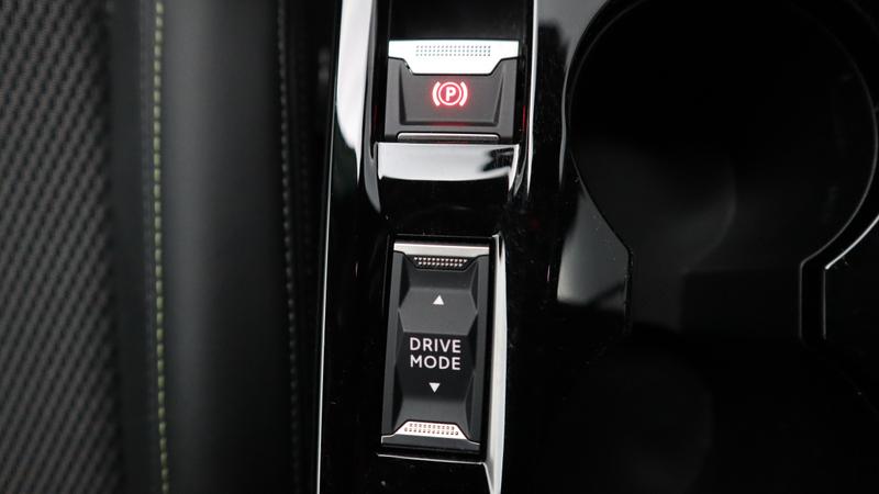 Used Peugeot 2008 2023 for sale - 77248806: Photo 25