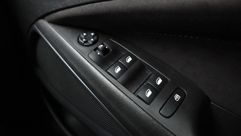 Used Vauxhall Crossland 2022 for sale - 77248692: Photo 28