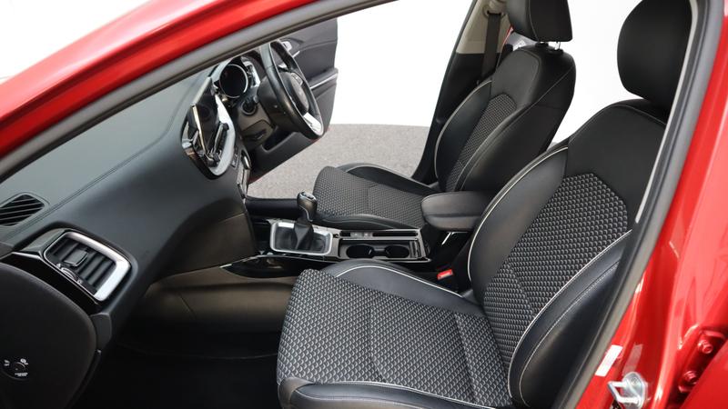 Used Kia XCeed 2022 for sale - 77116703: Photo 32