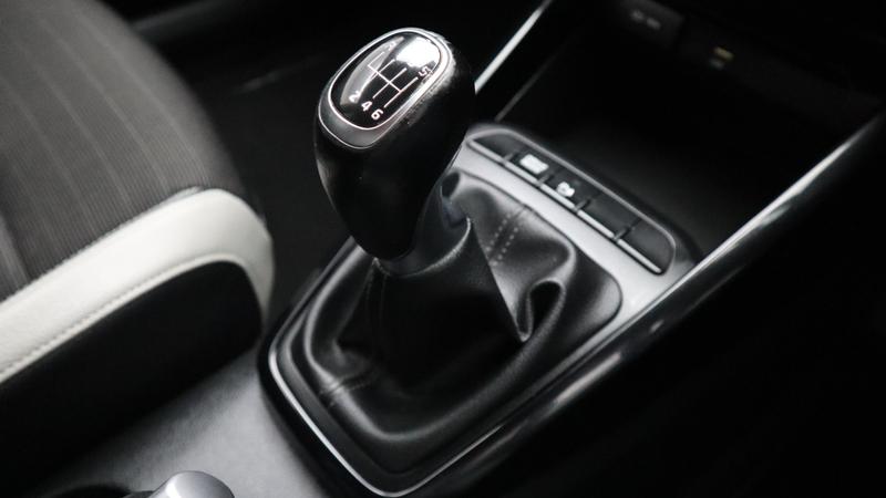 Used Kia Stonic 2021 for sale - 77116949: Photo 26