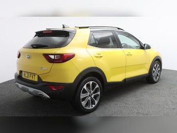 Used Kia Stonic 2021 for sale - 77116949: Photo