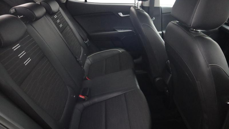 Used Kia Stonic 2023 for sale - 77747064: Photo 12