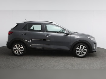 Used Kia Stonic 2023 for sale - 78597024: Photo