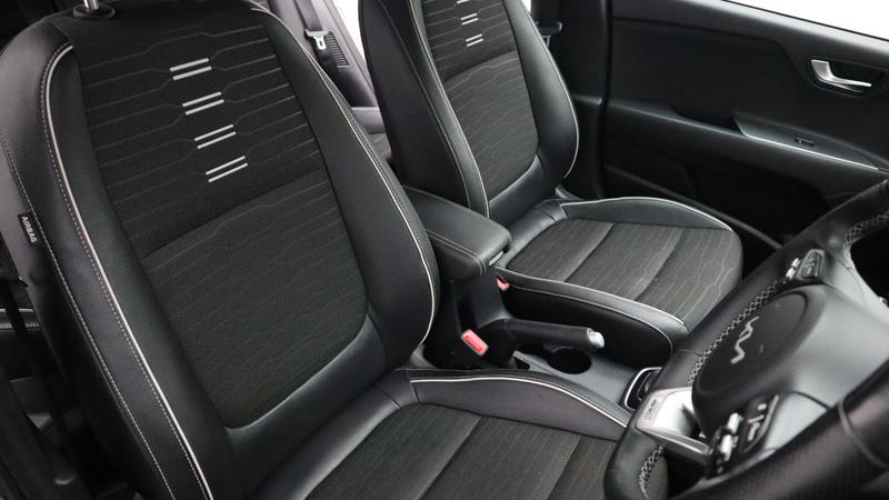 Used Kia Stonic 2023 for sale - 77117331: Photo 11
