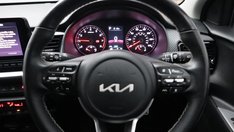 Used Kia Stonic 2023 for sale - 77117331: Photo 15