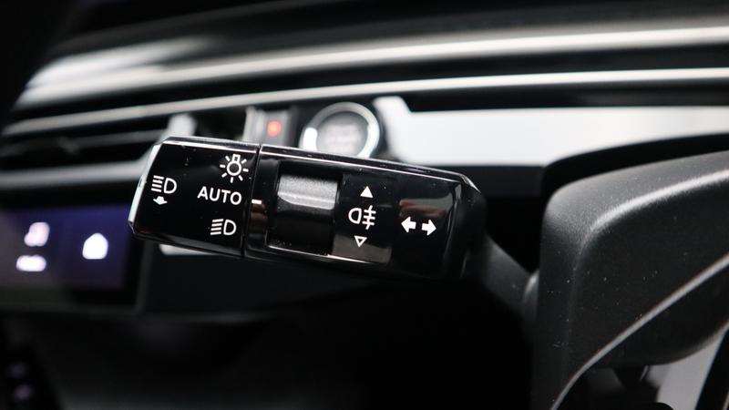 Used Peugeot E-3008 2024 for sale - 77427122: Photo 15