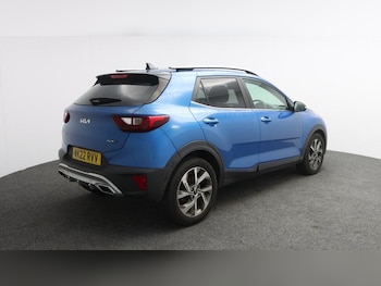 Used Kia Stonic 2022 for sale - 77116904: Photo