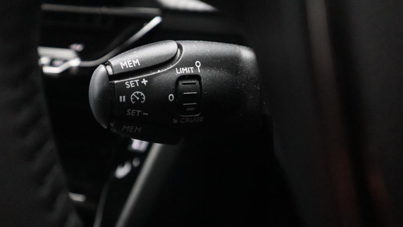 Used Peugeot 2008 2024 for sale - 78180269: Photo 28