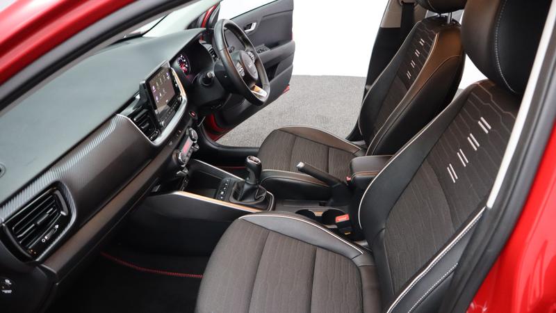 Used Kia Stonic 2023 for sale - 77248611: Photo 31