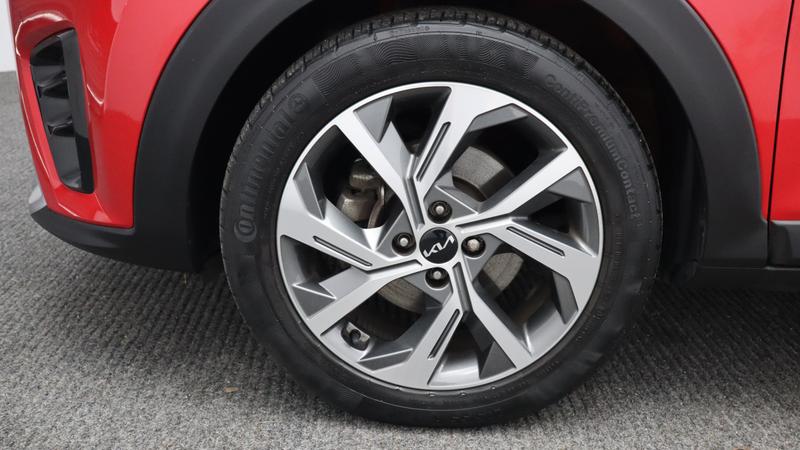 Used Kia Stonic 2023 for sale - 77248611: Photo 33