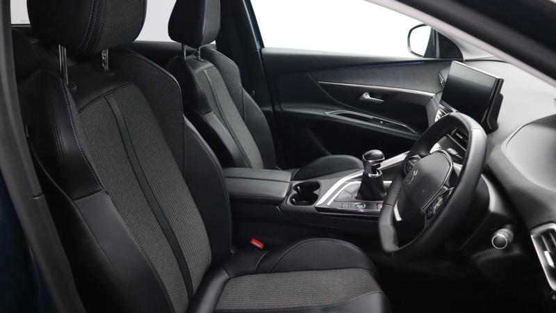 Used Peugeot 3008 2022 for sale - 77592778: Photo 11