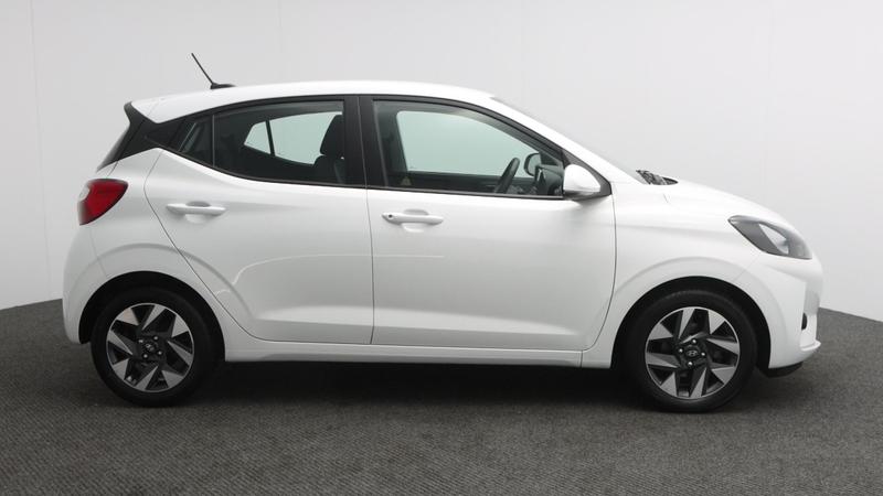 Used Hyundai i10 2024 for sale - 77117050: Photo 2